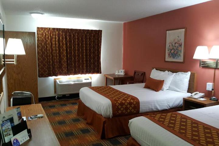1 King Bed (2 of 5)