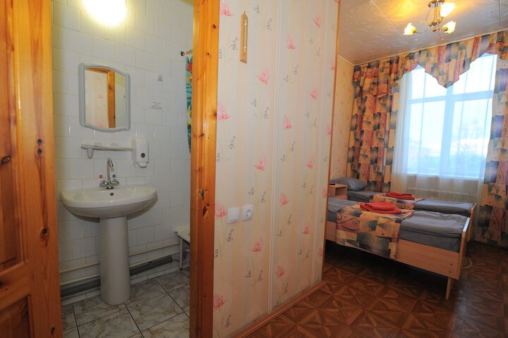 Room 31 of 100