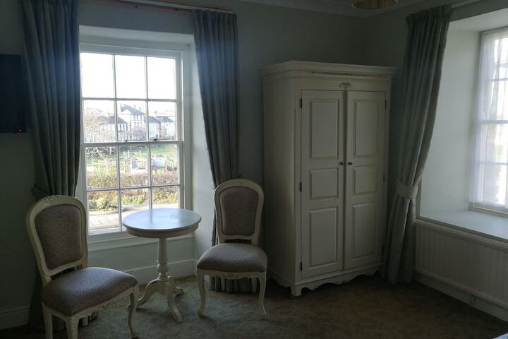 Room 59 of 132