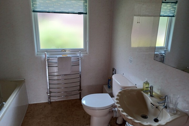 Room 37 of 105