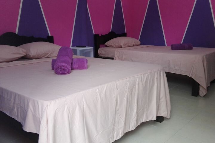 Room 9 of 68