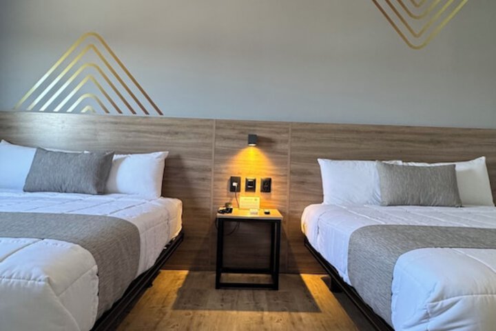 Room 16 of 43