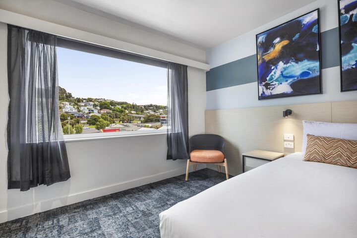 Room 15 of 74