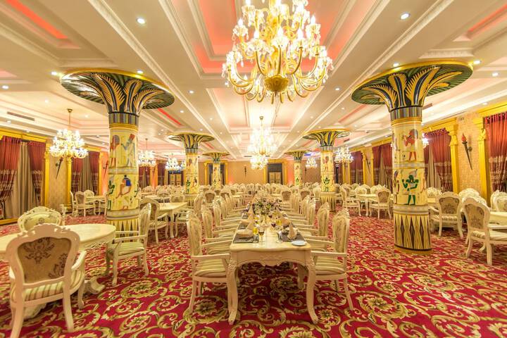 Ballroom/Hall 56 of 72