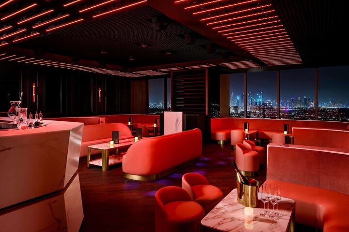 Lounge 188 of 212
