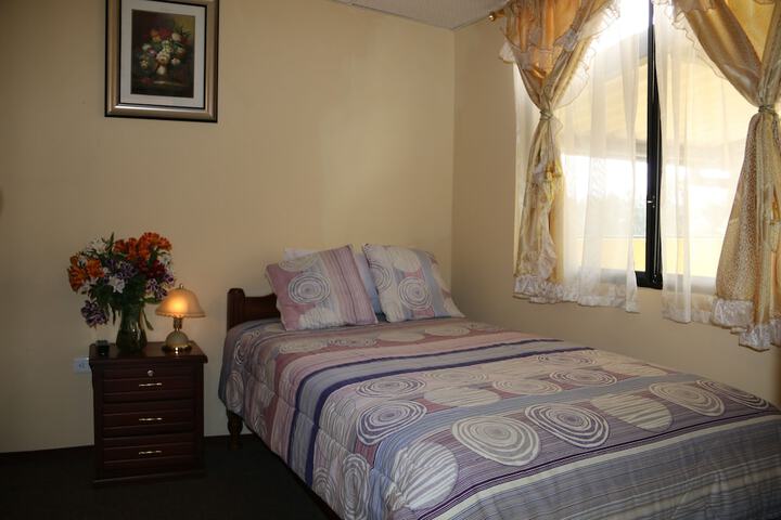 Room 13 of 60