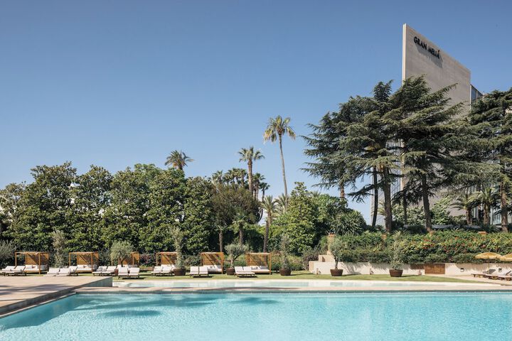 Pool 79 of 130