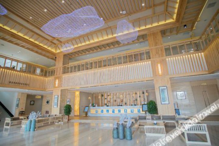 Hotel Interior 16 of 28