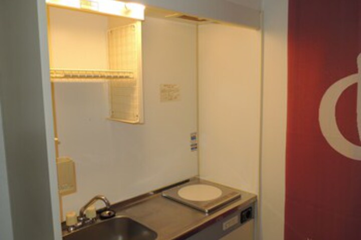 Room 51 of 84