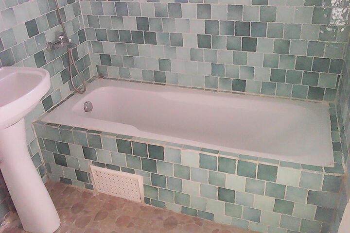 Room 13 of 25