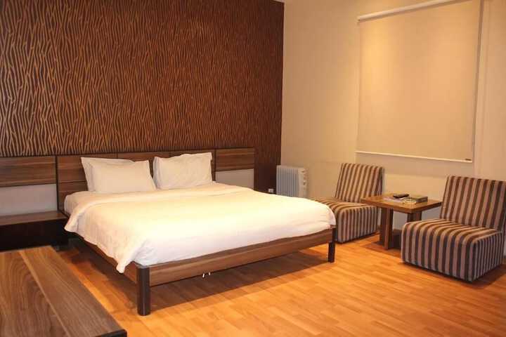 Room 2 of 24