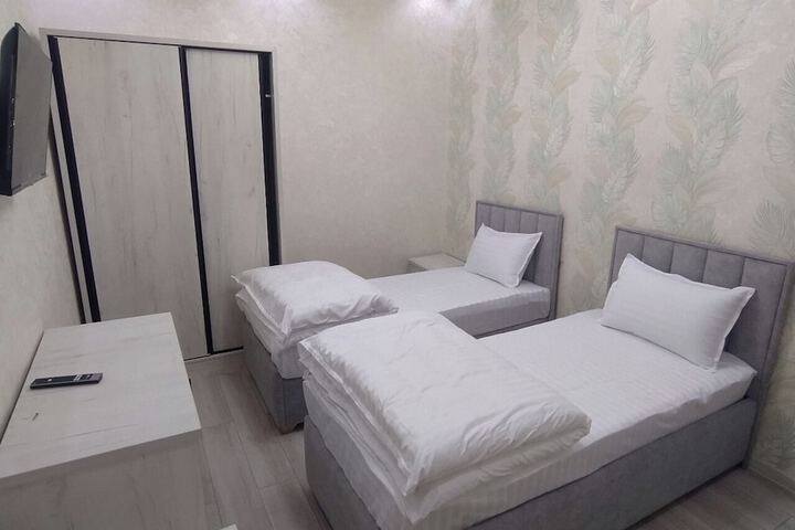 Room 9 of 72