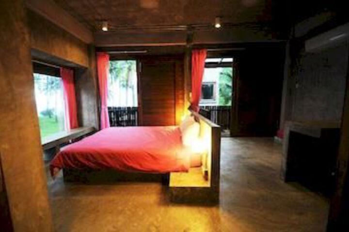 Room 29 of 43