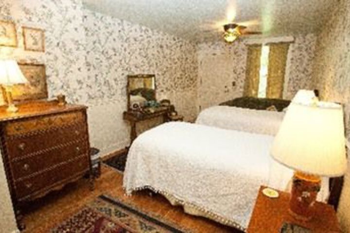Room 29 of 63