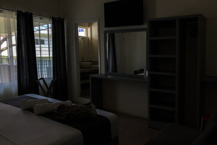Room 12 of 62
