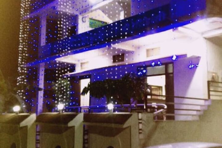Hotel 16 of 16