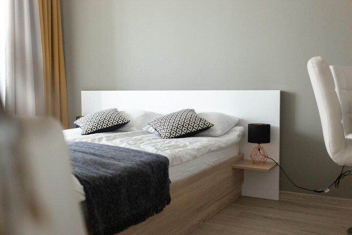 Room 19 of 48