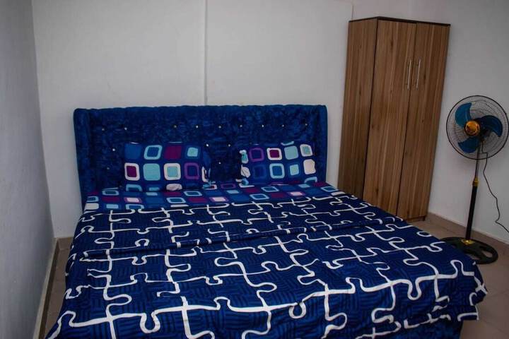 Room 3 of 11