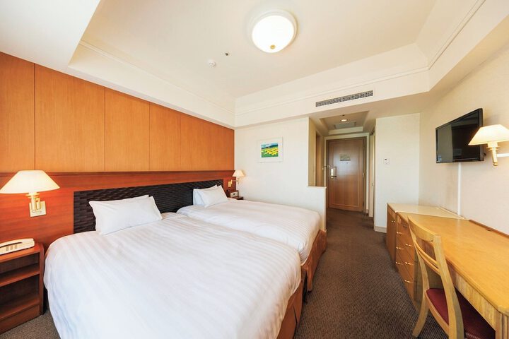 Room 27 of 149