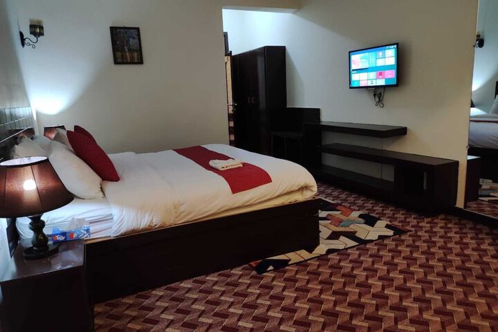Room 13 of 41