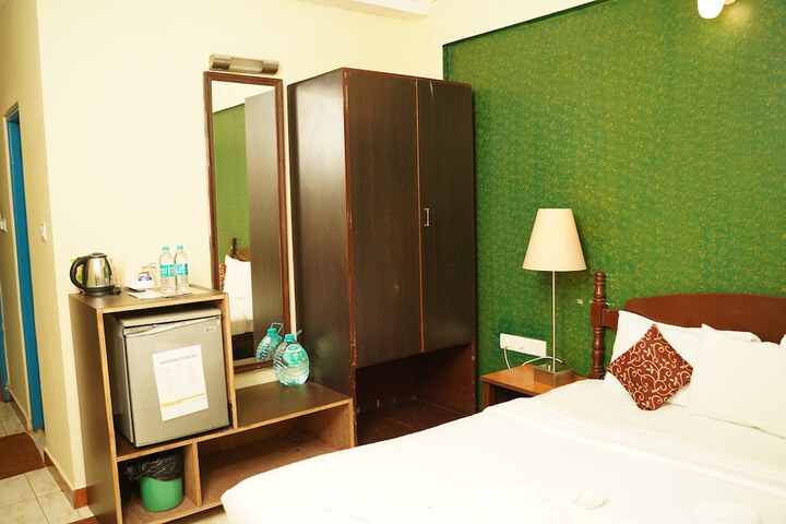 Room 14 of 42