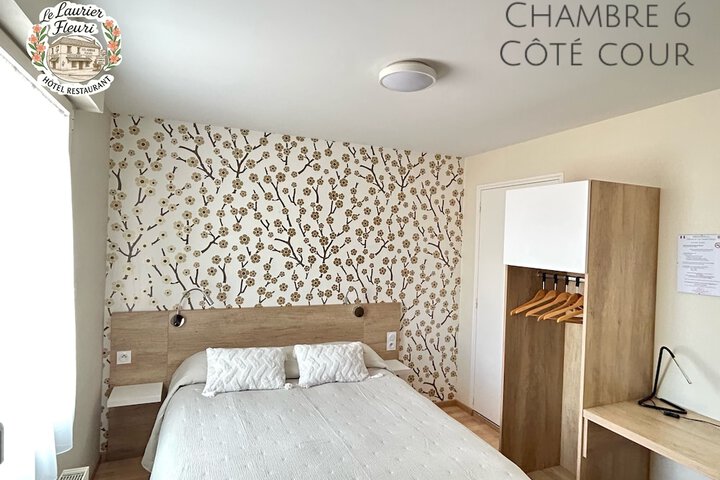 Room 2 of 17