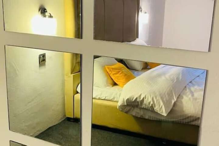 Room 20 of 25