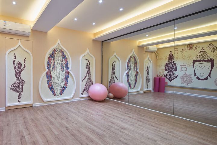 Hotel with Gym