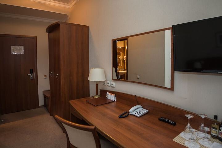 Room 22 of 61