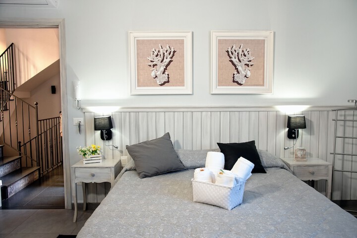 Room 14 of 49