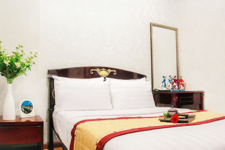 Room 16 of 49