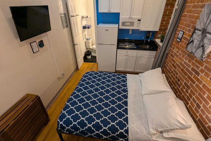 Room 106 of 268