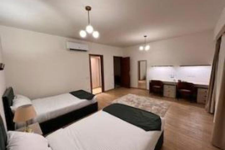 Room 2 of 3