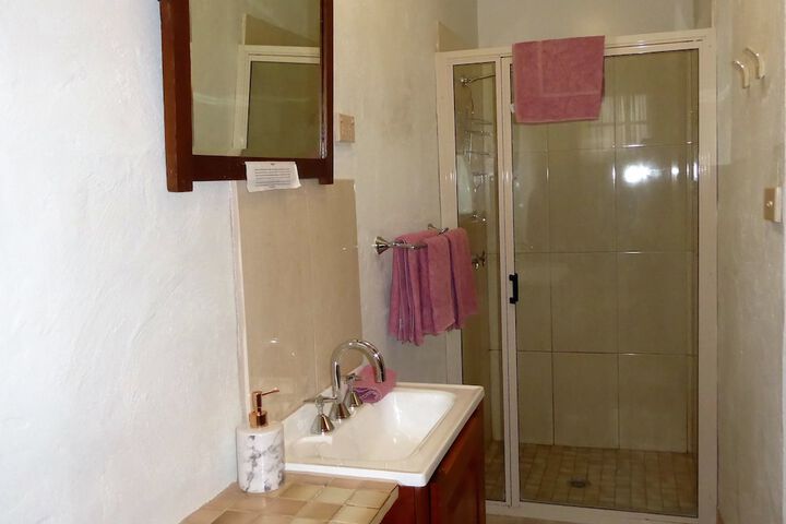 Room 30 of 46