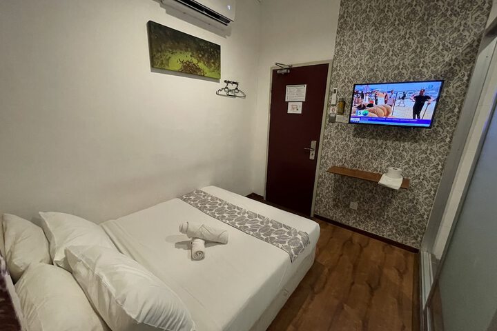 Room 30 of 52