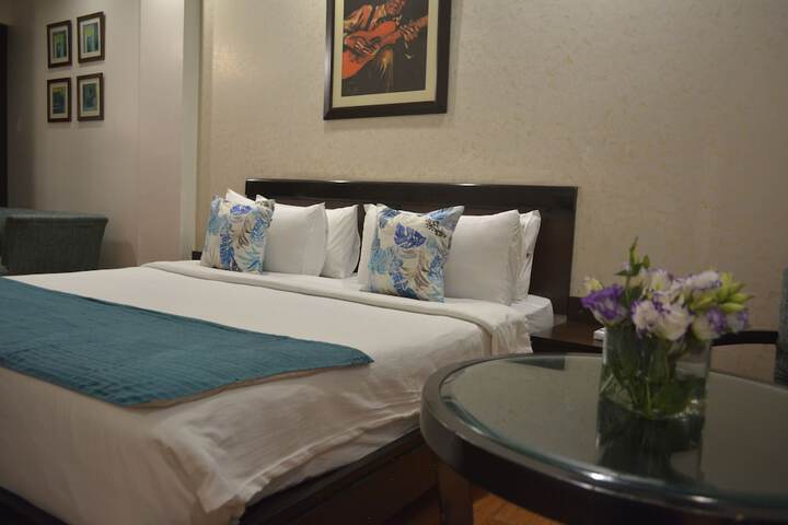 Room 12 of 29