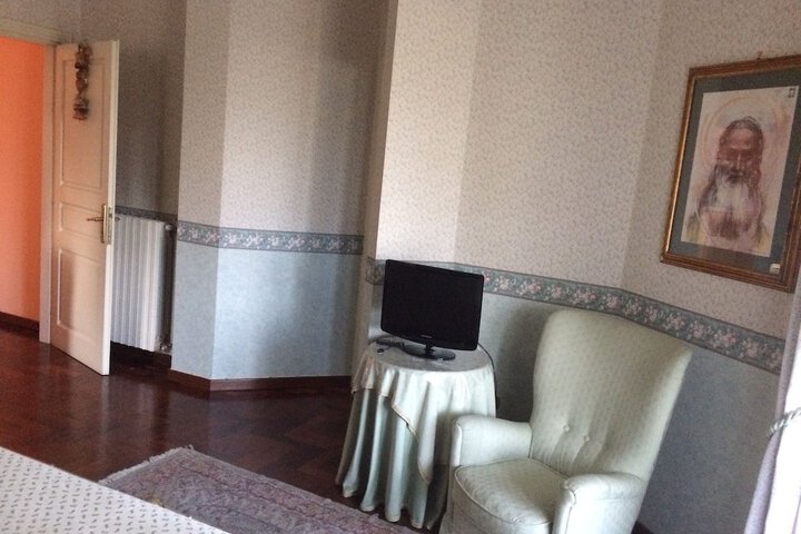 Room 15 of 29