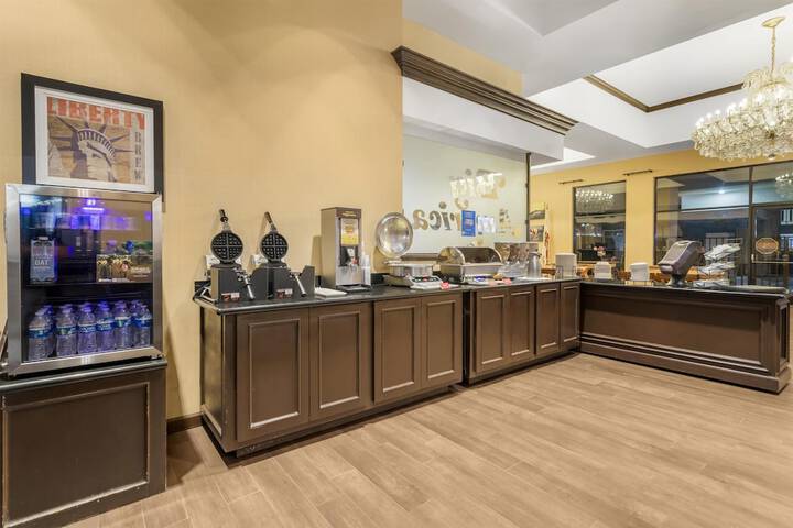 Breakfast/Coffee Service 51 of 59