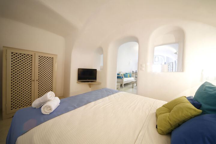 Room 2 of 31