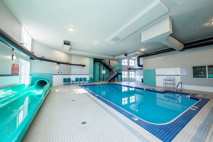 Pools & Facilities