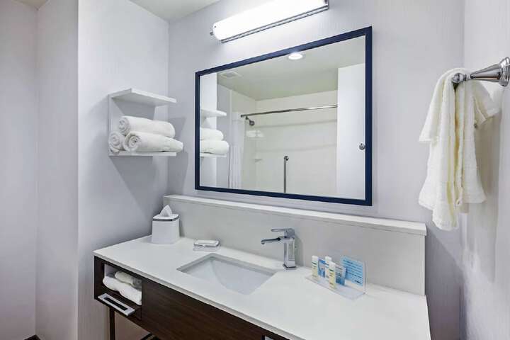 Bathroom shower