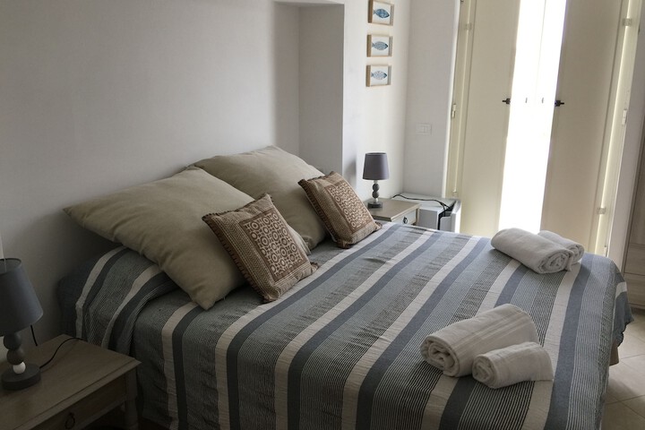 Room 12 of 40