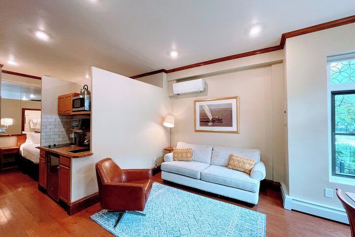 Room 35 of 99