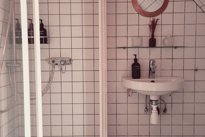Room 16 of 58