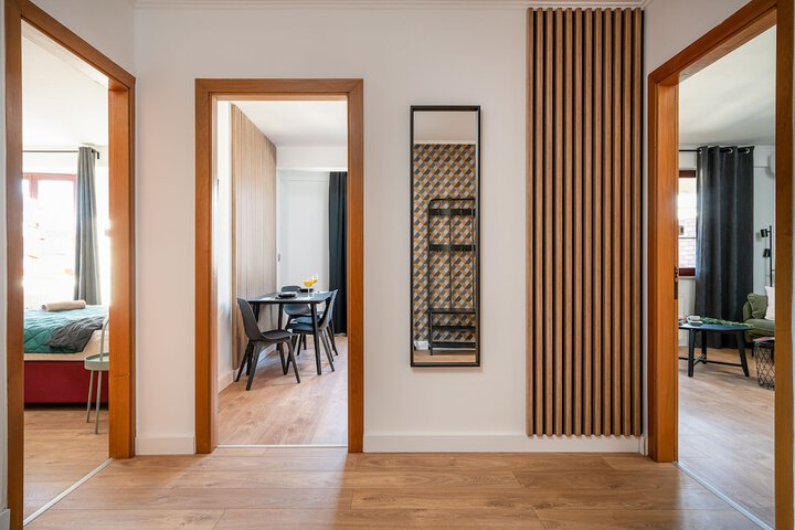 Room 50 of 178
