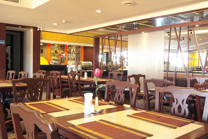 Dining Photos