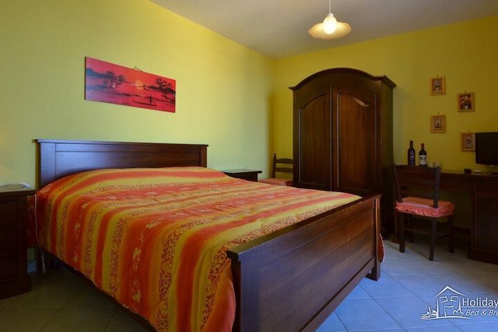 Room 3 of 50