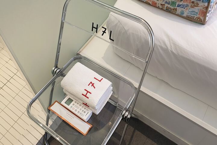 Room 53 of 72