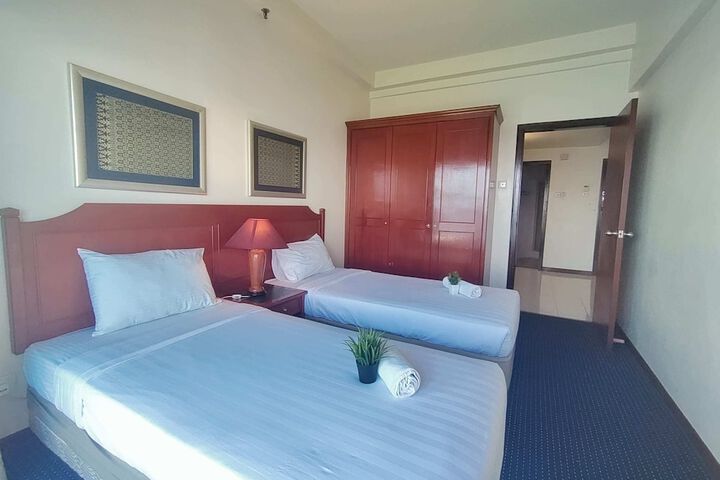 Room 64 of 650