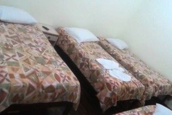 Room 15 of 27